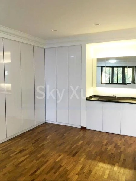 5 Bed Apartment (Condo) for Sale in  The Vantage - Image 5