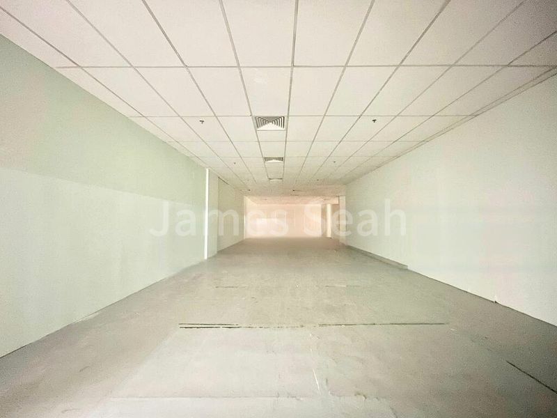 Office for Rent: City Plaza - Image 5