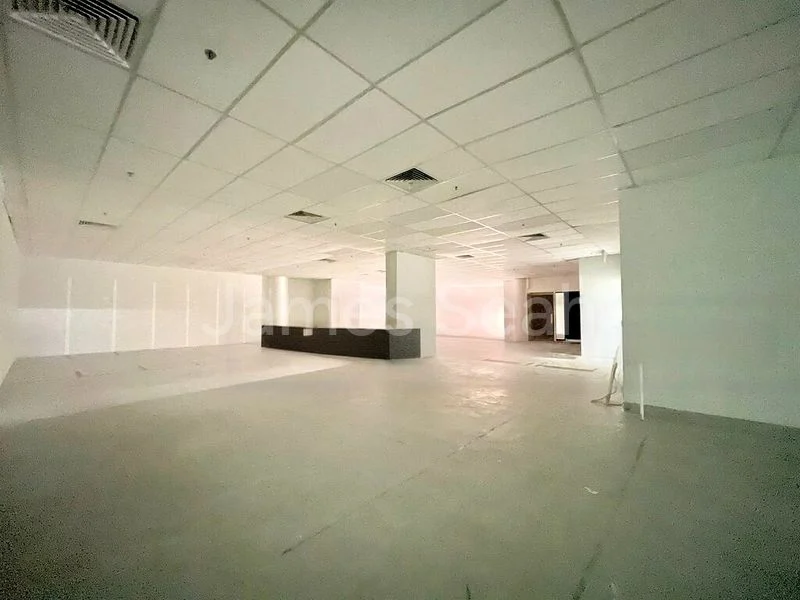 Office for Rent: City Plaza - Image 1