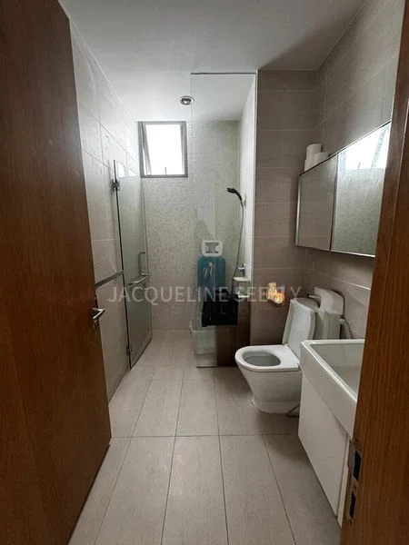 2 Bed Condo for Rent in  Kinex - Image 12
