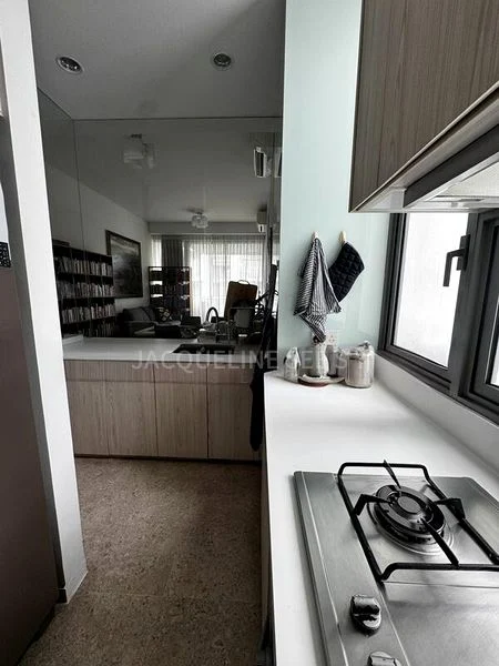 2 Bed Condo for Rent in  Kinex - Image 6