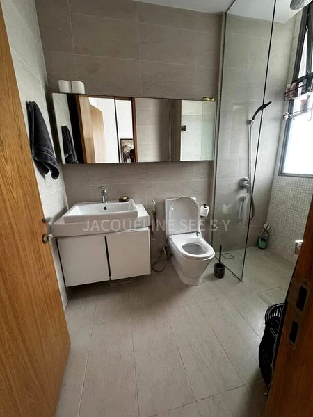 2 Bed Condo for Rent in  Kinex - Image 13