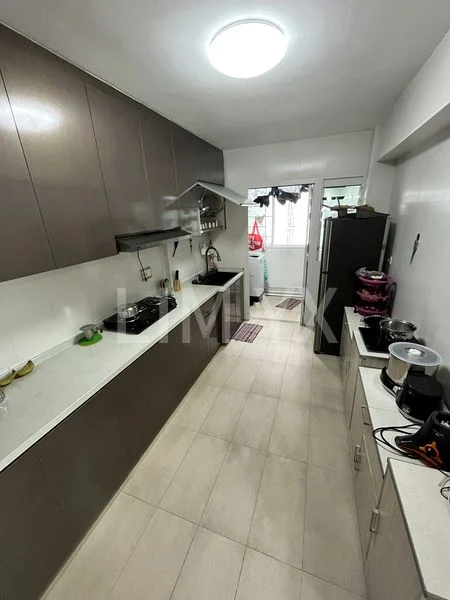 Premium HDB for Sale in 40A Margaret Drive - Image 8