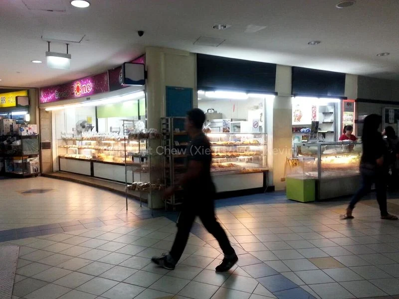 Shop / Shophouse for Rent: Elias Mall - Image 4