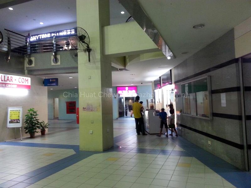 Shop / Shophouse for Rent: Elias Mall - Image 2