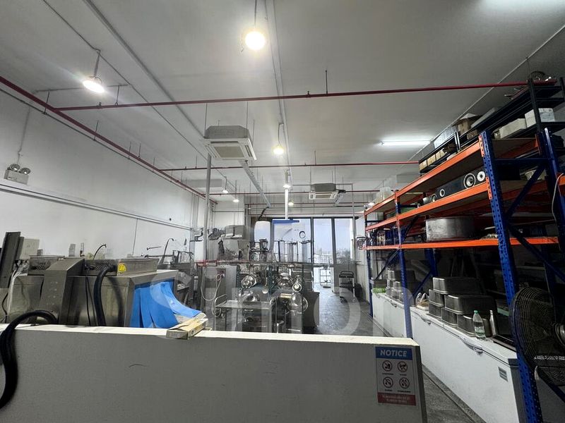 Light Industrial (B1) for Rent: Woodlands Horizon - Image 2