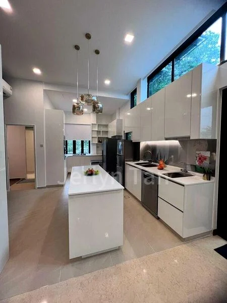 5 Bed Bungalow (Landed) for Sale in Sandy Island - Image 6