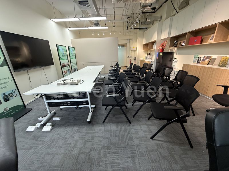 Office for Rent: Woods Square - Image 11