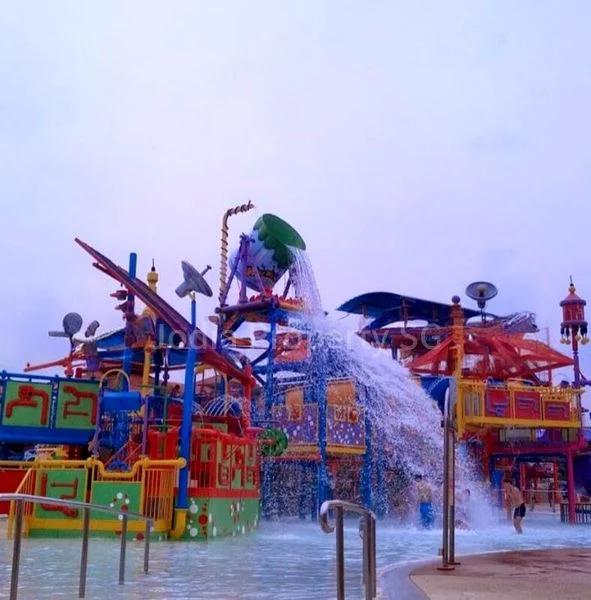 4 Bed Condo for Rent in  Sea Horizon - Image 4