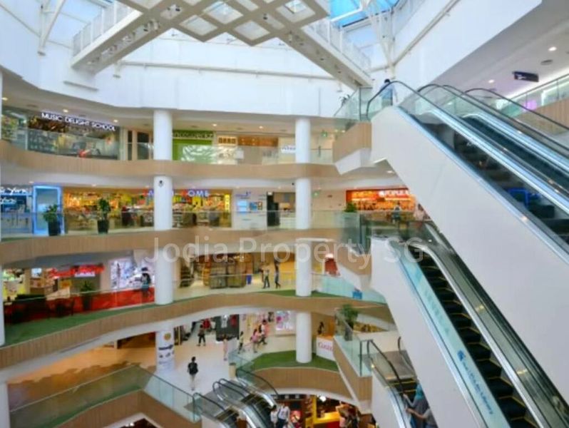 4 Bed Condo for Rent in  Sea Horizon - Image 3