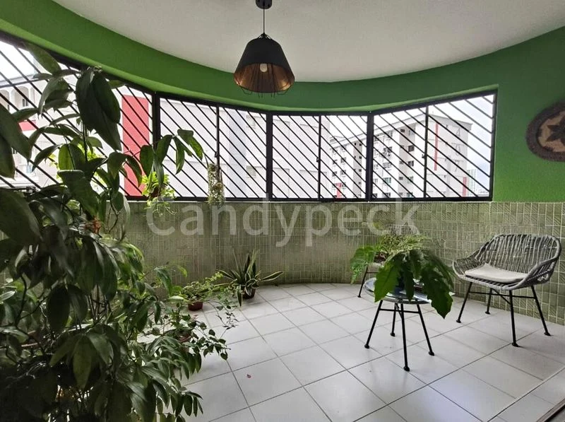 5 Room (5A) HDB for Rent in 405 Sin Ming Avenue - Image 1
