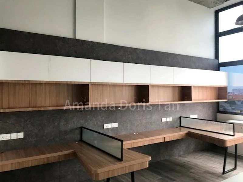 Office for Rent: Inexpensive renovated office with gym & pool | fully refurbished | ideal for owner use - Image 3