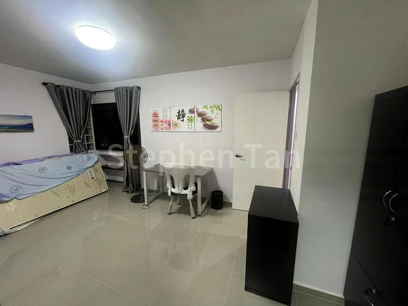Master Room (HDB) for Rent in  686A Choa Chu Kang Crescent - Image 1