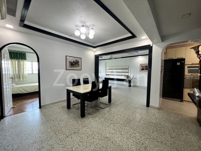 5 Room (5STD) HDB for Rent in 43 Marine Crescent - Image 3