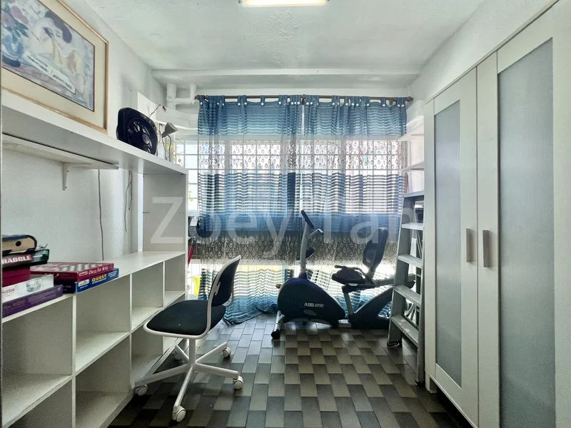 5 Room (5STD) HDB for Rent in 43 Marine Crescent - Image 7