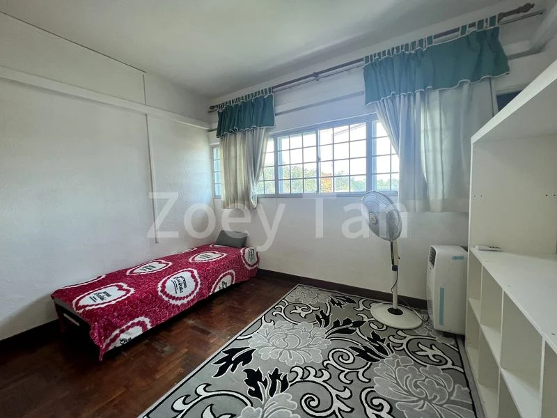 5 Room (5STD) HDB for Rent in 43 Marine Crescent - Image 6