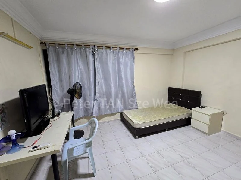 Common Room (HDB) for Rent in  430 Jurong West Avenue 1 - Image 2