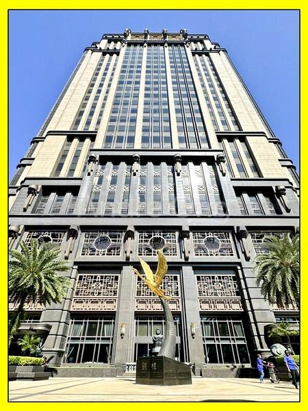 Office for Rent: Parkview Square - Image 5