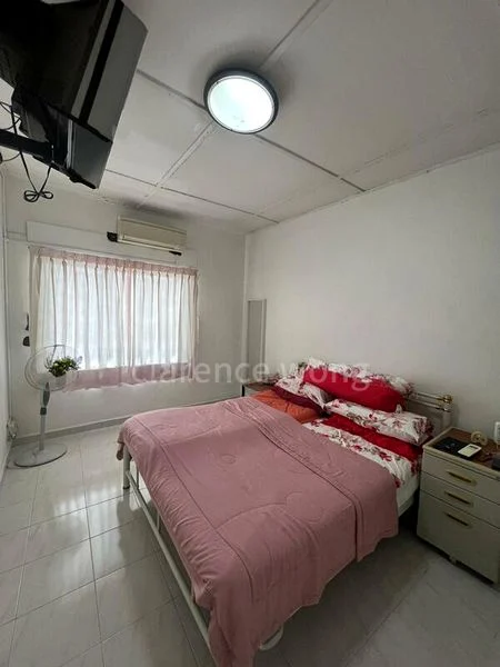 3 Bed Terraced House (Landed) for Sale in  Serangoon Avenue 3 - Image 5