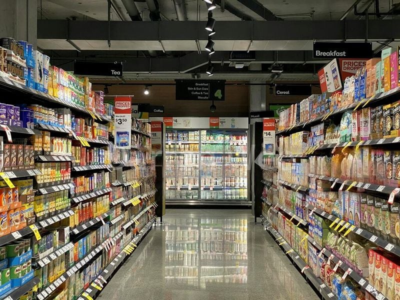 Shop / Shophouse for Rent: ️Supermarket Space️ Prime Central Location - Image 4