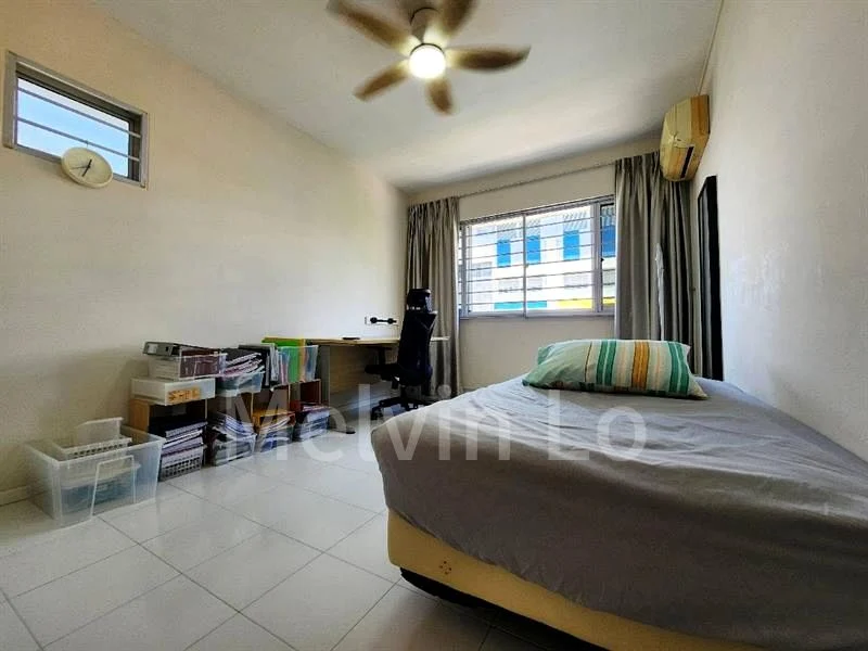 Executive HDB for Sale in  405 Yishun Avenue 6 - Image 7