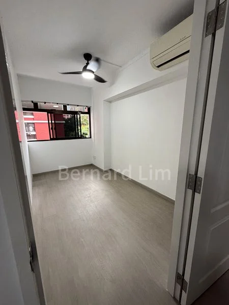 4 Room (4A) HDB for Rent in  190 Bukit Batok West Avenue 6 - Image 2