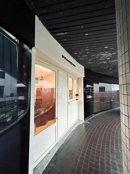 Office for Sale: Commercial Unit at Telok Blangah - Image 1