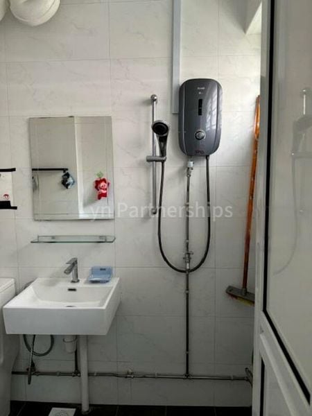 Common Room (HDB) for Rent in  203 Bishan Street 23 - Image 3