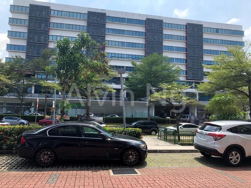 Light Industrial (B1) for Rent: Vertex - 1, 2, 3, 4, 5, 6, 7, 8, 9, 10, 11, 12, 13, - Image 3