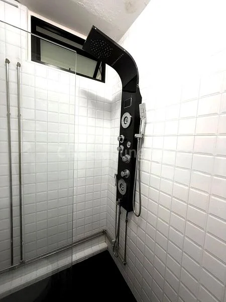 Master Room (HDB) for Rent in 154 Jalan Teck Whye - Image 2