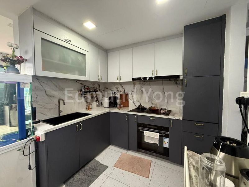 4 Bed Condo for Sale in  Lakeville - Image 4