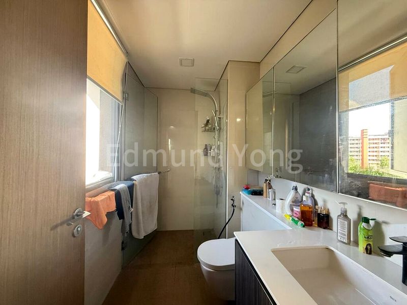 4 Bed Condo for Sale in  Lakeville - Image 9