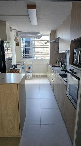 Common Room (HDB) for Rent in  523 Bukit Batok Street 52 - Image 4