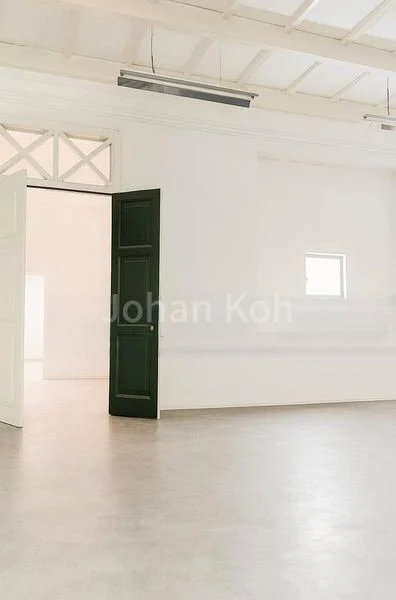 6 Bed Corner Terrace (Landed) for Sale in  Cavenagh Lodge - Image 2