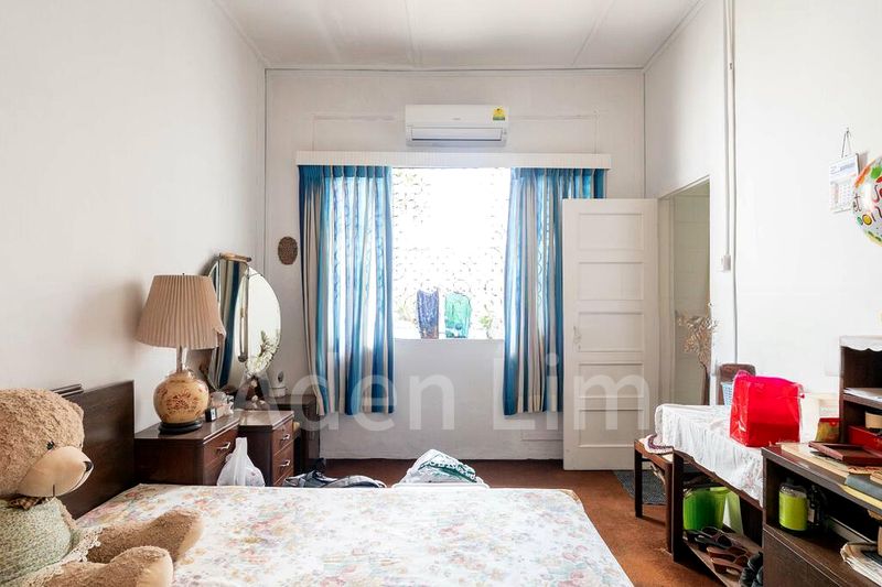 4 Bed Terraced House (Landed) for Sale in  Ang Mo Kio Avenue 3 - Image 3