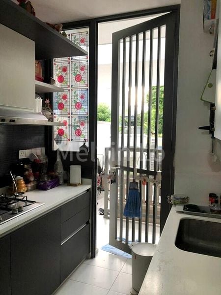 6 Bed Terraced House (Landed) for Sale in  Springside Road - Image 13