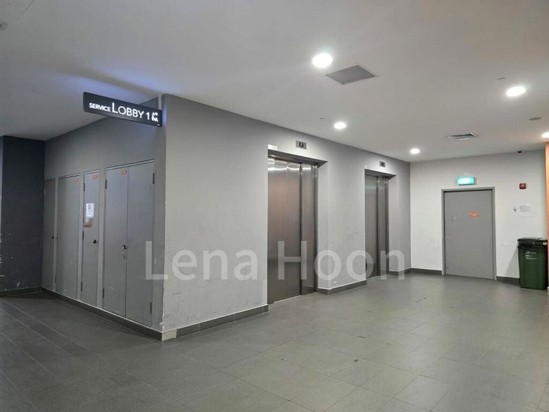 Light Industrial (B1) for Rent: Nordcom II - Image 1