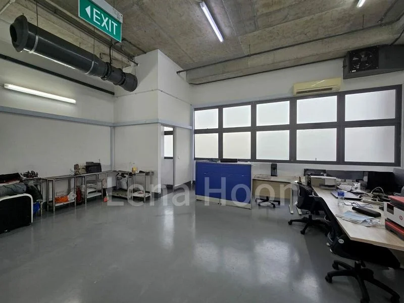 Light Industrial (B1) for Rent: Nordcom II - Image 2