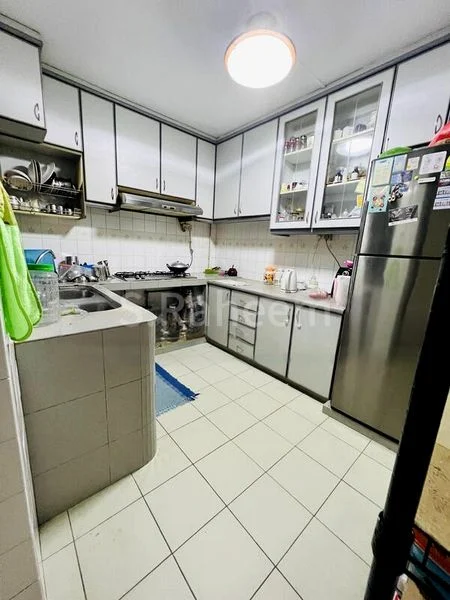 4 Room (4A) HDB for Sale in 4B Saint George's Lane - Image 5
