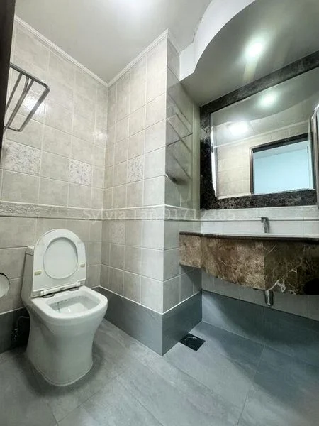 4 Bed Condo for Rent in  Signature Park - Image 1