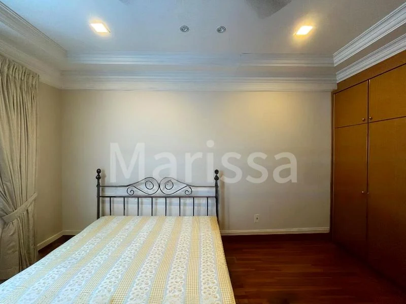 6 Bed Bungalow (Landed) for Sale in  Mount Elizabeth Hospital - Image 6