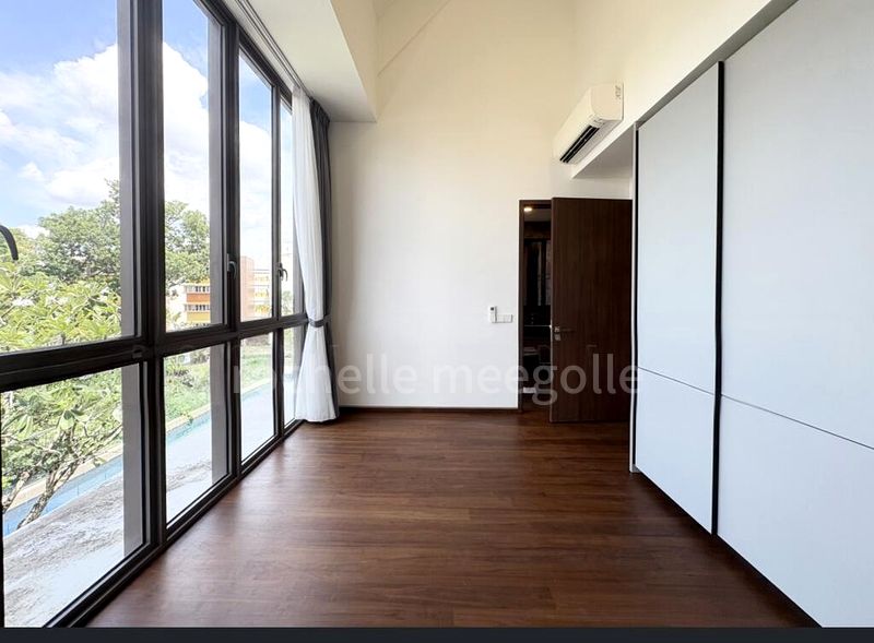 4 Bed Condo for Rent in  Holland Grove Road - Image 3