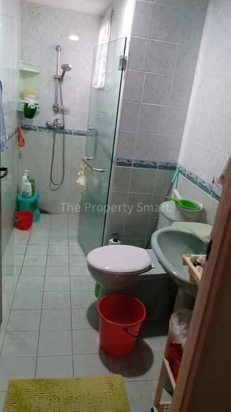 Common Room (HDB) for Rent in  145 Lorong 2 Toa Payoh - Image 3