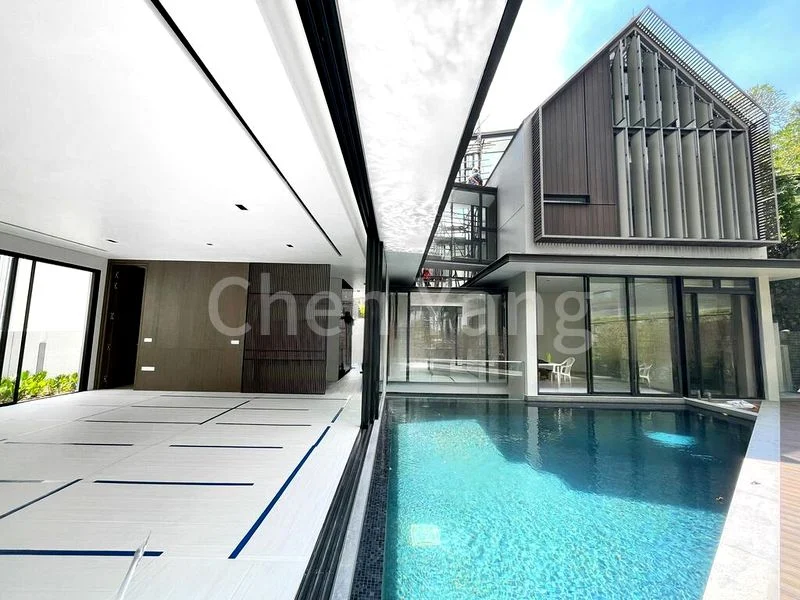 6 Bed Bungalow (Landed) for Sale in  Shamrock Park - Image 1