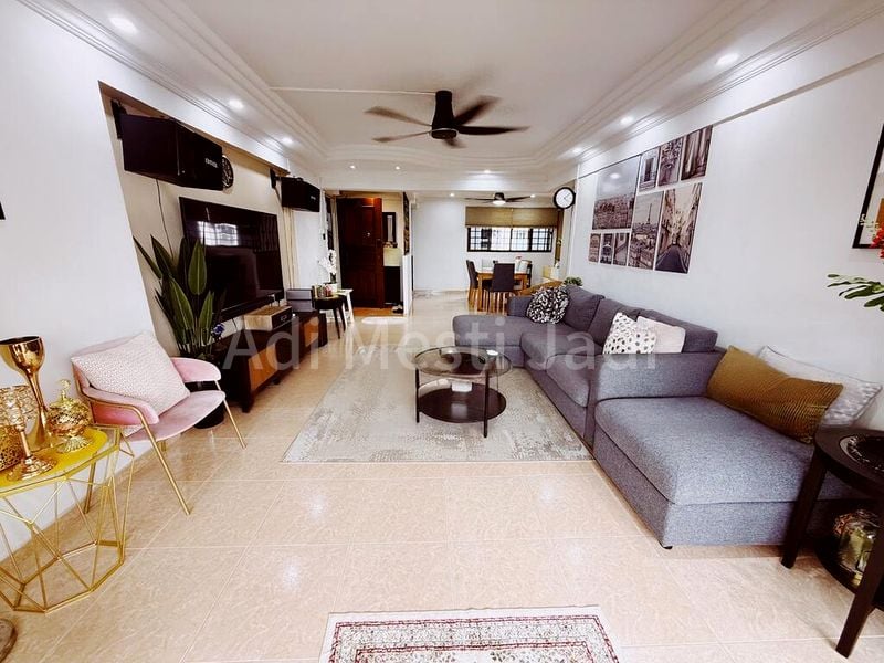 5 Room (5I) HDB for Sale in  120 Marsiling Rise - Image 1