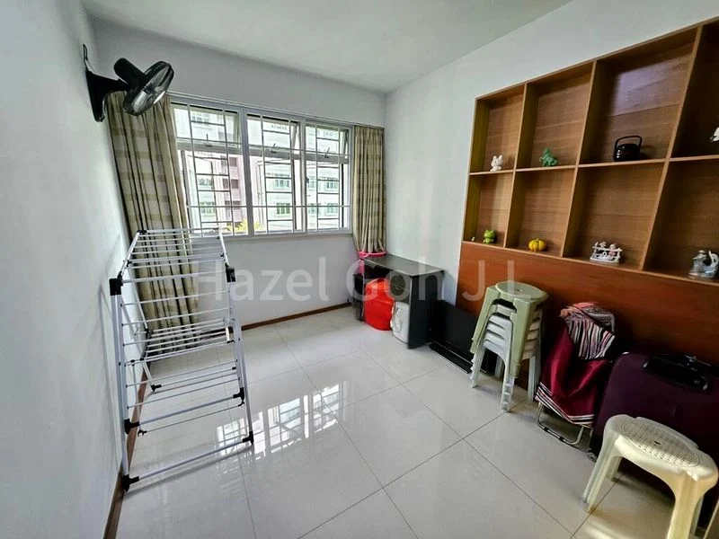 4 Room (4A) HDB for Rent in  672D Edgefield Plains - Image 6