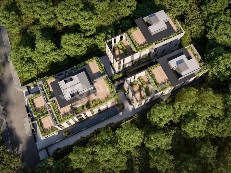 6 Bed Bungalow (Landed) for Sale in  Upper East Coast Road - Image 2