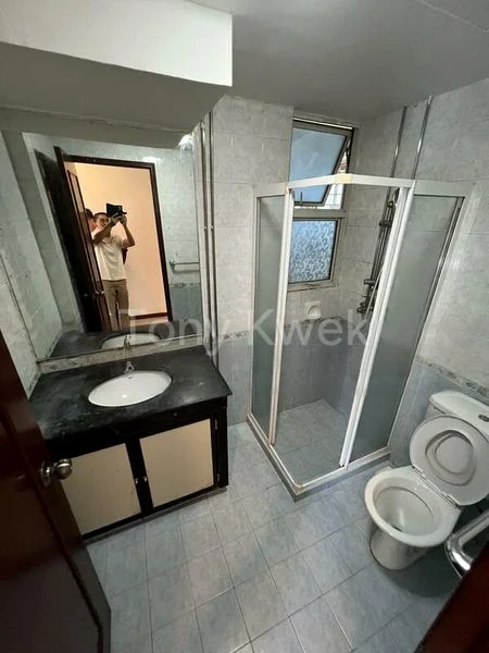 3 Bed Condo for Sale in  Northoaks - Image 7