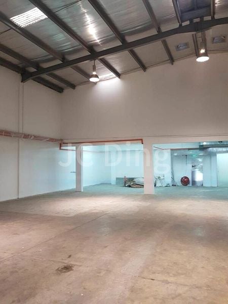 Factory / Workshop (B2) for Sale: NEAR KIAN TECK ROAD (B2 LANDED FACTORY TERRACE) - Image 2