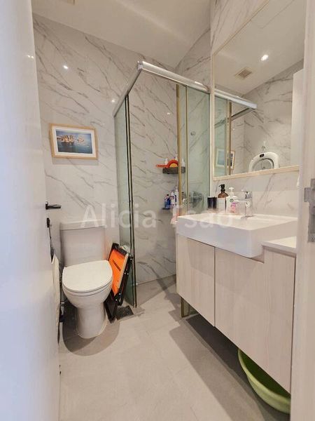 2 Bed Condo for Sale in  Suites @ Amber - Image 15